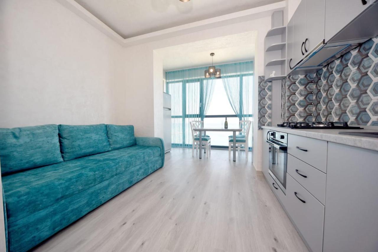 Turquoise By The Sea Apartment Констанца Екстериор снимка